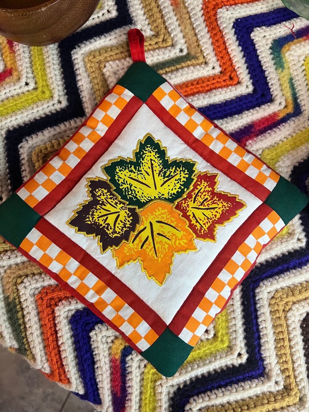 Autumn Leaf Pot Holder